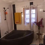 לינה וארוחת בוקר Molinos